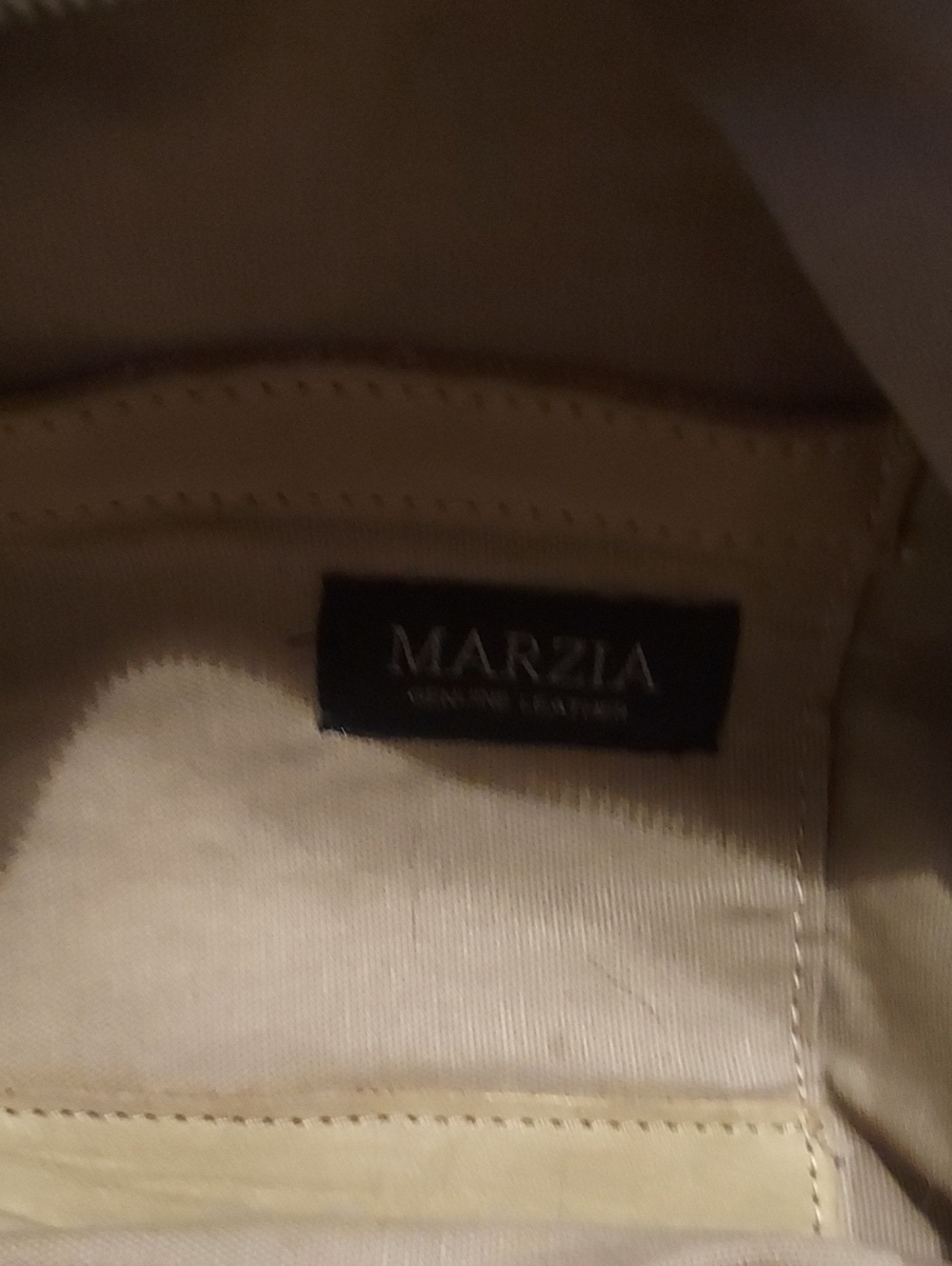 ***Cleaned With Leather Cleaner & Color Faded***Italian Leather Bag Maritza - Picture 3 of 9